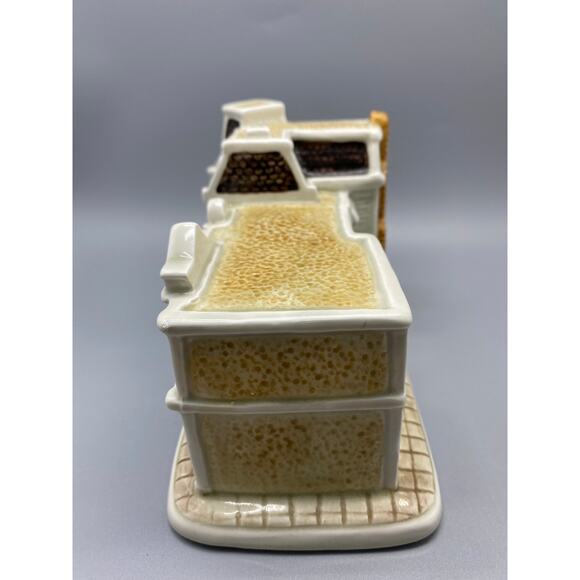 Vtg 1988 Sears Disney Main Street Ice Cream Parlor‎ Arcade. No light Ceramic - Picture 2 of 7